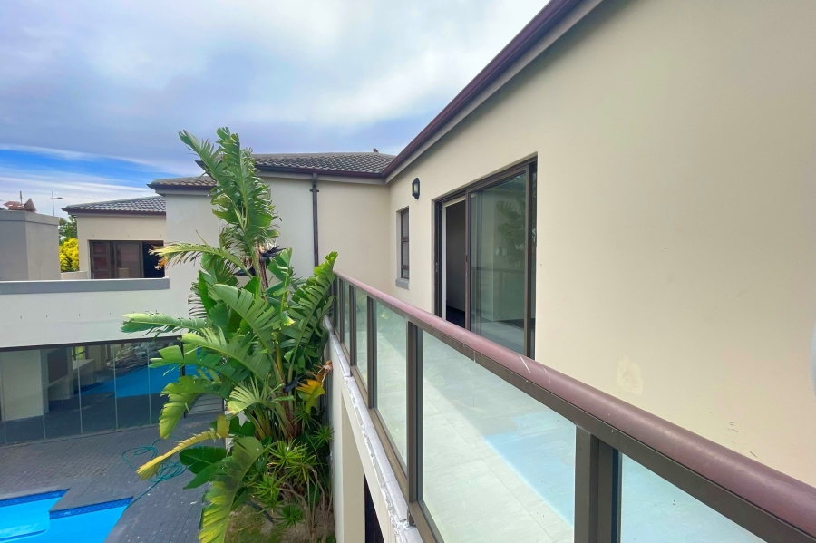 7 Bedroom Property for Sale in Sunset Beach Western Cape